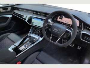 Audi RS6 SPorts car for renting