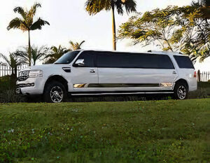 Lincoln Navigator Limousines Manchester