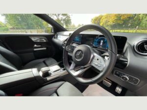 Mercedes Benz GLA 5