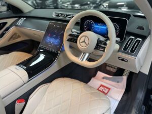 Mercedes Benz S Class 4