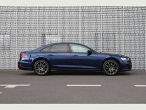 Audi A8 (Limo Hire) 16