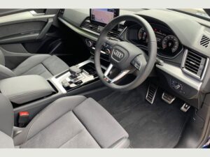 Audi Q5 (Limo Hire) 9