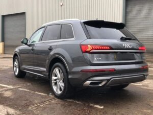 Audi Q7 (Exclusive Hire)