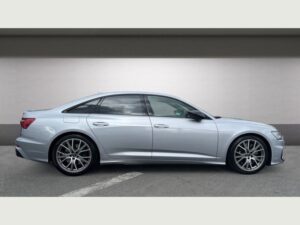 Audi S6 (Limo Hire) 4